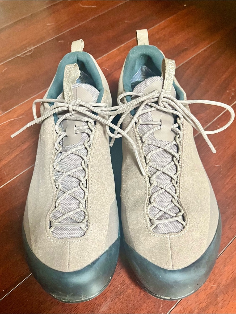 Arcteryx Dark Verra Konseal hiking shoes
